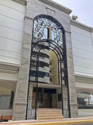 Imagem Apartamento com 4 Quartos à Venda, 200 m² em Meia Praia - Itapema