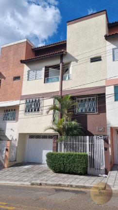 Imagem Casa com 3 Quartos para Alugar, 280 m² em Vila Pinheirinho - Santo André Imagem Casa com 3 Quartos para Alugar, 280 m² em Vila Pinheirinho - Santo André