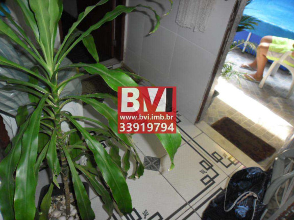 Imagem Casa com 2 Quartos à Venda, 90 m² em Vicente De Carvalho - Rio De Janeiro Imagem Casa com 2 Quartos à Venda, 90 m² em Vicente De Carvalho - Rio De Janeiro