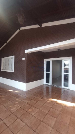 Casa com 3 Quartos à Venda, 300 m² em Vila Pinheiro - Pirassununga