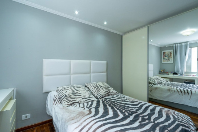 Imagem Apartamento com 3 Quartos à Venda, 130 m² em Itaim Bibi - São Paulo Imagem Apartamento com 3 Quartos à Venda, 130 m² em Itaim Bibi - São Paulo