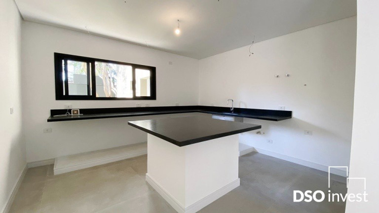 Imagem Casa com 3 Quartos à Venda, 450 m² em Jardim Petrópolis - São Paulo Imagem Casa com 3 Quartos à Venda, 450 m² em Jardim Petrópolis - São Paulo