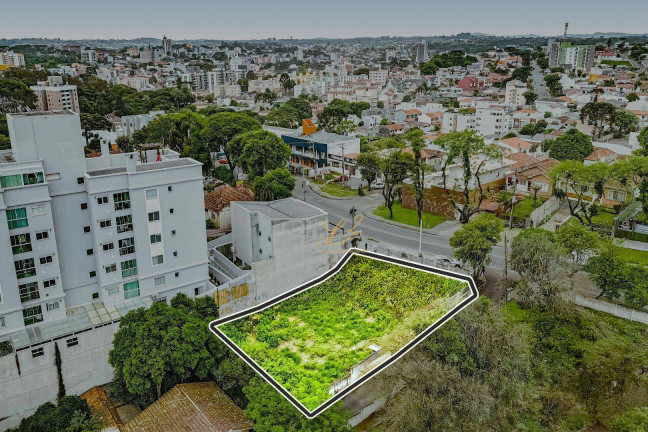 Imagem Terreno à Venda, 537 m² em Tingui - Curitiba