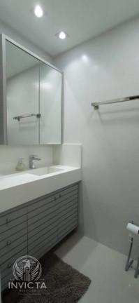 Imagem Apartamento com 4 Quartos à Venda, 151 m² em Centro - Balneário Camboriú Imagem Apartamento com 4 Quartos à Venda, 151 m² em Centro - Balneário Camboriú