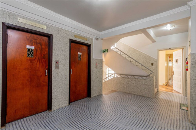 Imagem Imóvel com 3 Quartos à Venda,  em Centro Historico - Porto Alegre