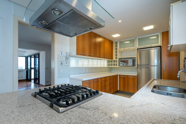 Imagem Apartamento com 3 Quartos à Venda, 191 m² em Pinheiros - São Paulo Imagem Apartamento com 3 Quartos à Venda, 191 m² em Pinheiros - São Paulo