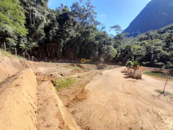 Imagem Casa com 1 Quarto à Venda, 4.000 m² em Três Córregos - Teresópolis Imagem Casa com 1 Quarto à Venda, 4.000 m² em Três Córregos - Teresópolis