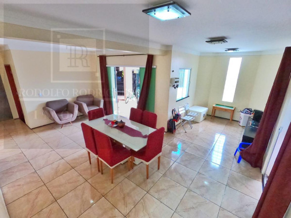 Imagem Casa com 5 Quartos à Venda, 450 m² em Centro - Caucaia
