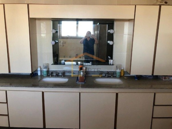 Imagem Sobrado com 5 Quartos à Venda, 382 m² em Vila Guilherme - São Paulo Imagem Sobrado com 5 Quartos à Venda, 382 m² em Vila Guilherme - São Paulo