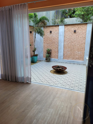 Imagem Casa com 3 Quartos à Venda, 460 m² em Arujá Country Club - Arujá