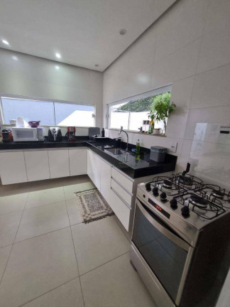 Imagem Casa com 3 Quartos à Venda, 216 m² em Camboinhas - Niterói