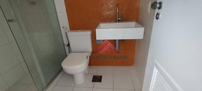 Imagem Apartamento com 2 Quartos à Venda, 95 m² em Icaraí - Niterói Imagem Apartamento com 2 Quartos à Venda, 95 m² em Icaraí - Niterói