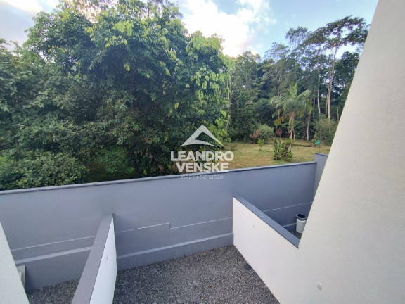 Imagem Sobrado com 3 Quartos à Venda,  em Floresta - Joinville
