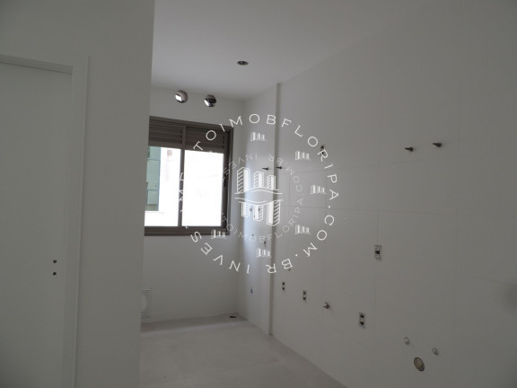 Imagem Apartamento com 2 Quartos à Venda, 129 m² em Centro - Florianópolis
