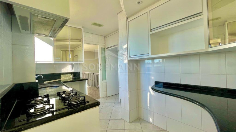 Imagem Cobertura com 3 Quartos à Venda, 240 m² em Kobrasol - São José