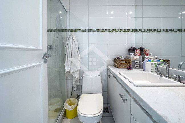 Imagem Casa com 6 Quartos à Venda, 430 m² em Barra Da Tijuca - Rio De Janeiro Imagem Casa com 6 Quartos à Venda, 430 m² em Barra Da Tijuca - Rio De Janeiro