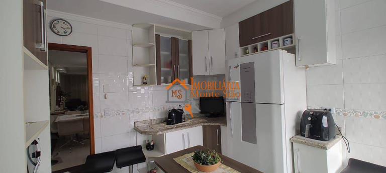 Imagem Sobrado com 3 Quartos à Venda, 165 m² em Jardim Santa Clara - Guarulhos Imagem Sobrado com 3 Quartos à Venda, 165 m² em Jardim Santa Clara - Guarulhos