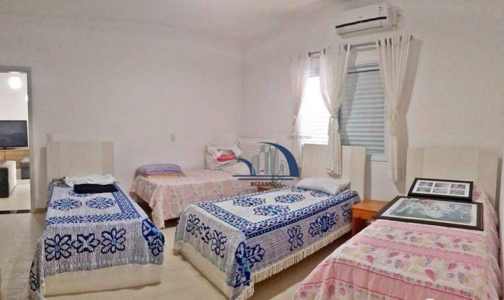 Imagem Casa com 4 Quartos à Venda, 300 m² em Jardim Imperador - Peruíbe Imagem Casa com 4 Quartos à Venda, 300 m² em Jardim Imperador - Peruíbe