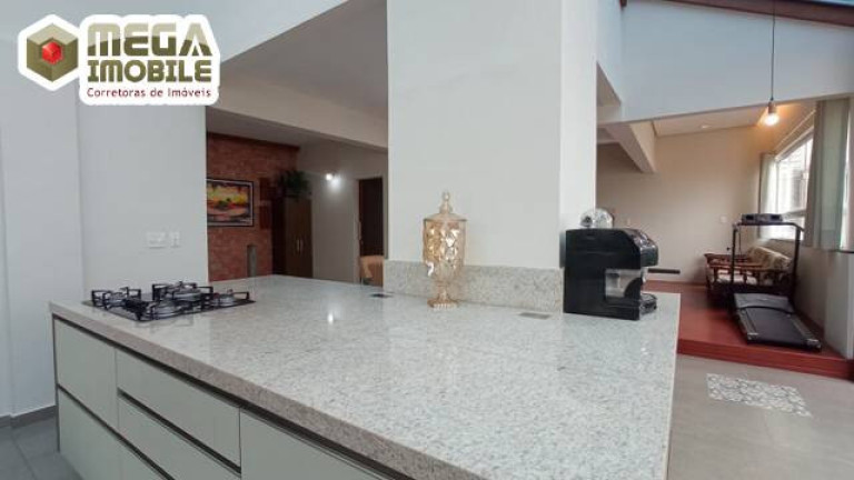 Imagem Apartamento com 2 Quartos à Venda, 150 m² em Centro - Florianópolis Imagem Apartamento com 2 Quartos à Venda, 150 m² em Centro - Florianópolis