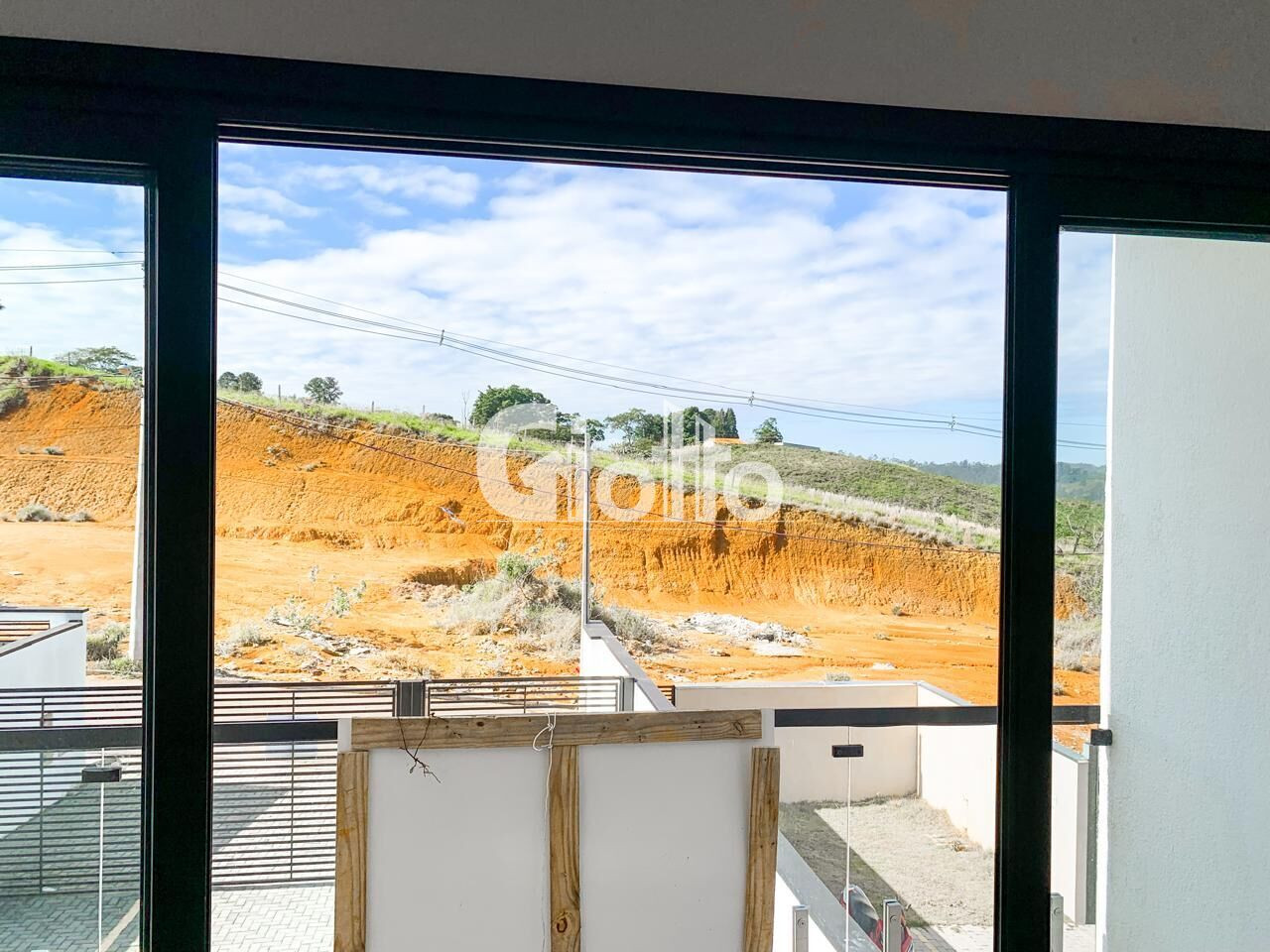 Imagem Casa de Condomínio com 2 Quartos à Venda, 110 m² em Vila São Paulo - Mogi Das Cruzes