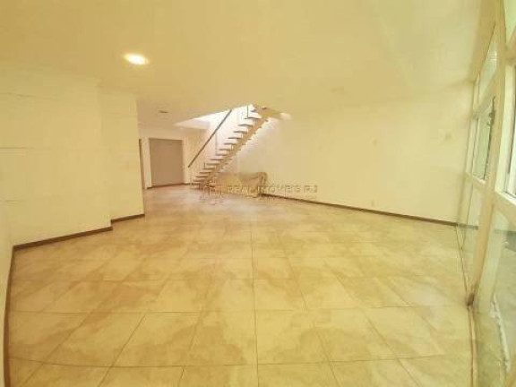 Imagem Apartamento com 3 Quartos à Venda, 210 m² em Lagoa - Rio De Janeiro Imagem Apartamento com 3 Quartos à Venda, 210 m² em Lagoa - Rio De Janeiro