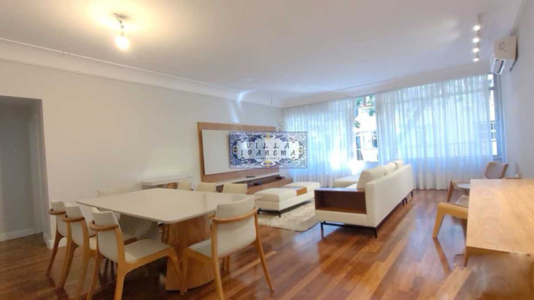Apartamento com 4 Quartos à Venda ou Locação, 240 m² em Copacabana - Rio De Janeiro