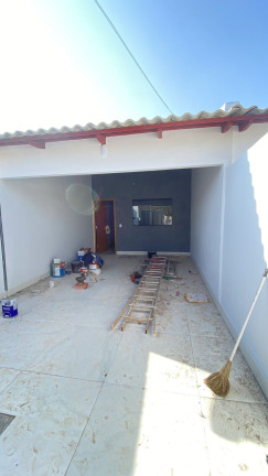 Casa com 3 Quartos à Venda, 94 m² em Santa Cecília - Goianésia