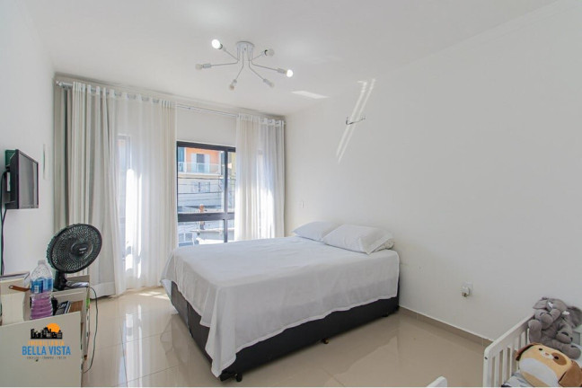 Imagem Casa com 3 Quartos à Venda,  em Vila Moraes - São Paulo