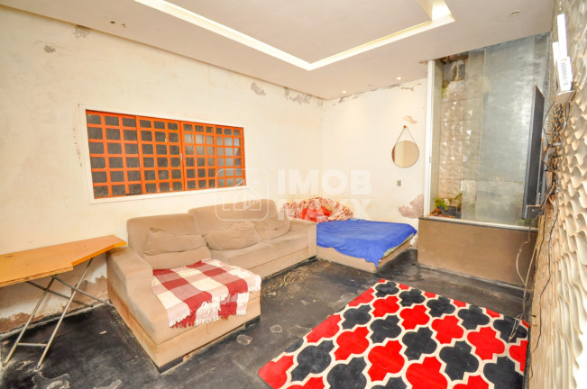 Imagem Casa com 3 Quartos à Venda, 180 m² em Ceilândia - Ceilândia
