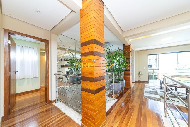 Imagem Casa com 6 Quartos à Venda, 950 m² em Santa Maria - Colombo