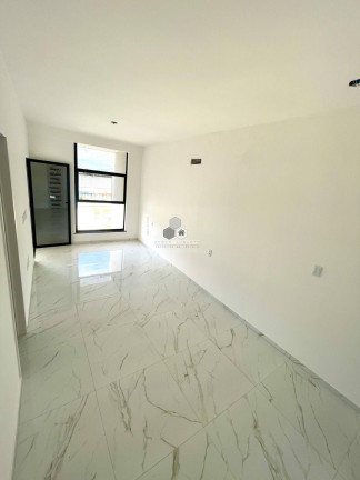 Imagem Casa com 4 Quartos à Venda, 133 m²