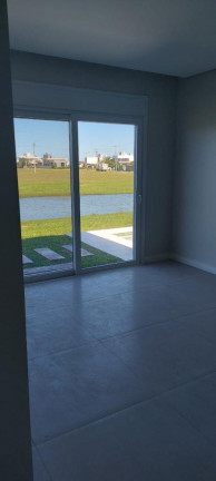 Imagem Casa com 3 Quartos à Venda, 194 m² em Centro - Torres