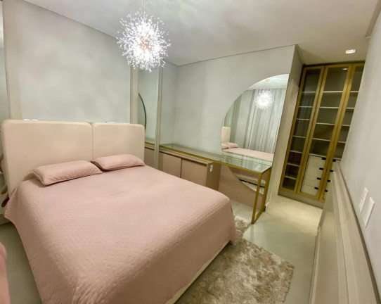 Imagem Apartamento com 3 Quartos à Venda, 130 m² em Pioneiros - Balneário Camboriú Imagem Apartamento com 3 Quartos à Venda, 130 m² em Pioneiros - Balneário Camboriú