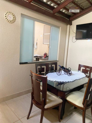 Imagem Casa com 2 Quartos à Venda, 150 m² em Moinho Dos Ventos - Goiânia Imagem Casa com 2 Quartos à Venda, 150 m² em Moinho Dos Ventos - Goiânia