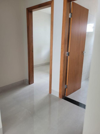 Imagem Casa com 3 Quartos à Venda, 202 m² em Santa Cruz 2 - Cuiabá Imagem Casa com 3 Quartos à Venda, 202 m² em Santa Cruz 2 - Cuiabá