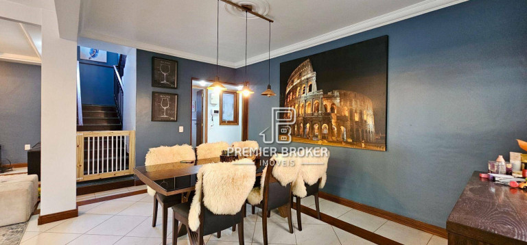 Imagem Casa com 5 Quartos à Venda, 160 m² em Albuquerque - Teresópolis Imagem Casa com 5 Quartos à Venda, 160 m² em Albuquerque - Teresópolis
