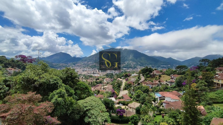Casa com 3 Quartos à Venda, 682 m² em Parque Do Ingá - Teresópolis