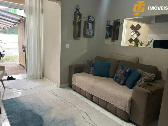 Imagem Apartamento com 2 Quartos à Venda, 54 m² em Santa Regina  - Camboriú