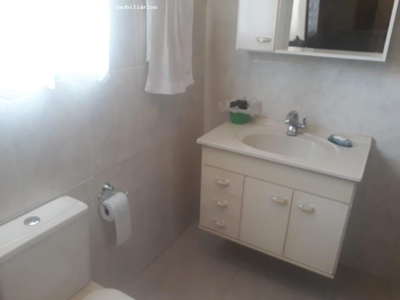 Imagem Casa com 3 Quartos à Venda, 220 m² em Vila Bastos - Santo André