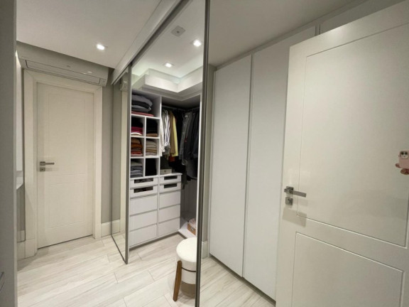 Imagem Apartamento com 3 Quartos à Venda, 155 m² em Portão - Curitiba Imagem Apartamento com 3 Quartos à Venda, 155 m² em Portão - Curitiba