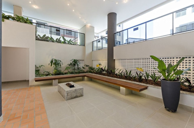 Imagem Apartamento com 3 Quartos à Venda, 71 m² em Santo Inácio - Curitiba Imagem Apartamento com 3 Quartos à Venda, 71 m² em Santo Inácio - Curitiba