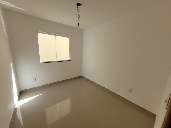 Imagem Casa com 3 Quartos à Venda, 90 m² Imagem Casa com 3 Quartos à Venda, 90 m²