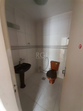Imagem Imóvel com 3 Quartos à Venda, 80 m² em Cristal - Porto Alegre Imagem Imóvel com 3 Quartos à Venda, 80 m² em Cristal - Porto Alegre