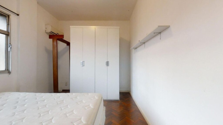 Imagem Imóvel com 3 Quartos à Venda, 93 m² em Humaitá - Rio De Janeiro Imagem Imóvel com 3 Quartos à Venda, 93 m² em Humaitá - Rio De Janeiro