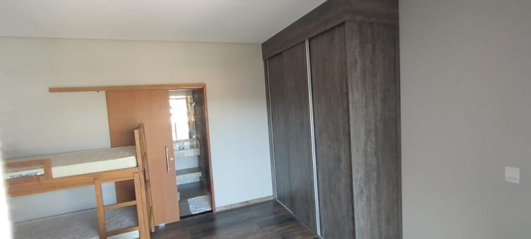 Imagem Imóvel à Venda, 256 m² em Represa Jurumirim - Itaí Imagem Imóvel à Venda, 256 m² em Represa Jurumirim - Itaí