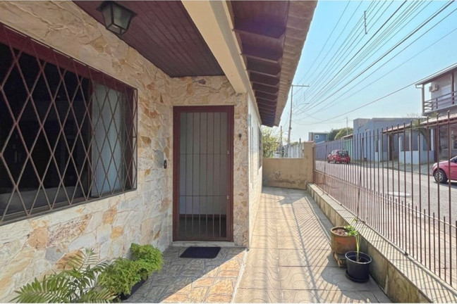 Imagem Casa com 2 Quartos à Venda, 101 m² em Vila Nova - Porto Alegre