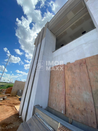 Imagem Casa de Condomínio com 4 Quartos à Venda, 273 m² em Setor Fumal - Luziânia