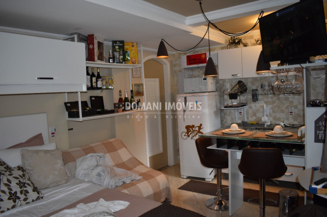 Imagem Imóvel com 1 Quarto para Alugar, 20 m² em Região Da Vila Nova Suíça - Campos Do Jordão Imagem Imóvel com 1 Quarto para Alugar, 20 m² em Região Da Vila Nova Suíça - Campos Do Jordão