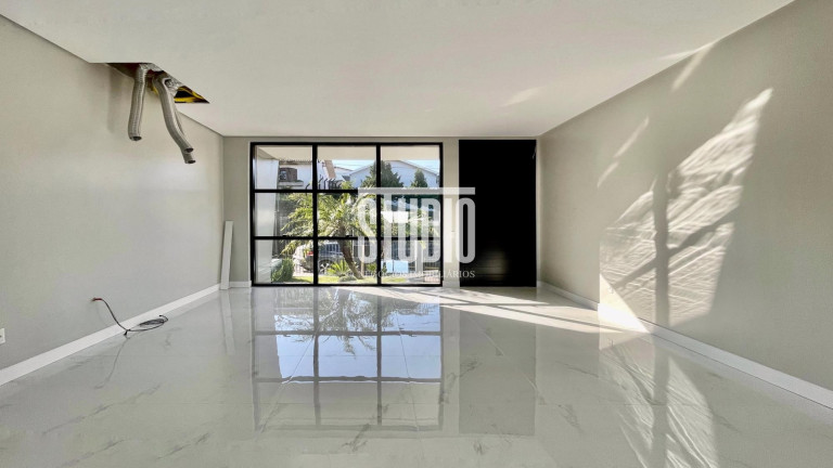 Imagem Casa com 3 Quartos à Venda, 312 m² em Centro - Carlos Barbosa Imagem Casa com 3 Quartos à Venda, 312 m² em Centro - Carlos Barbosa