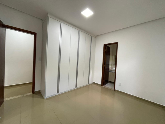 Imagem Casa com 4 Quartos à Venda, 280 m² em Boa Vista - Vitória Da Conquista Imagem Casa com 4 Quartos à Venda, 280 m² em Boa Vista - Vitória Da Conquista